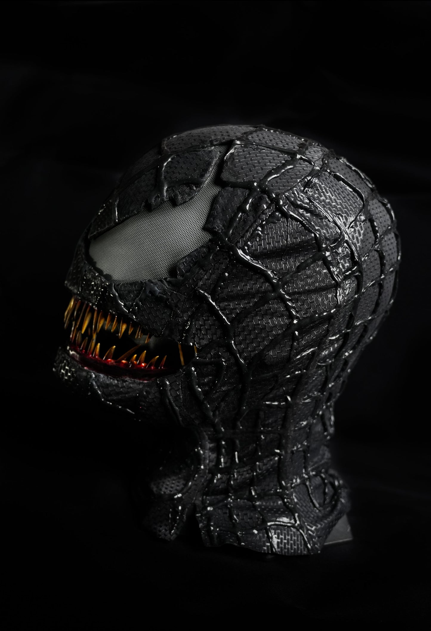 Black Symbiosis Movable Jaw Face Shell Mask – joyydesign