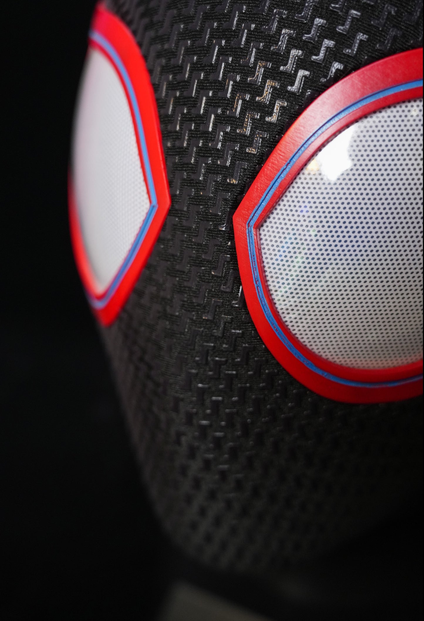 Small Lenses Black&Red Face Shell Mask – joyydesign