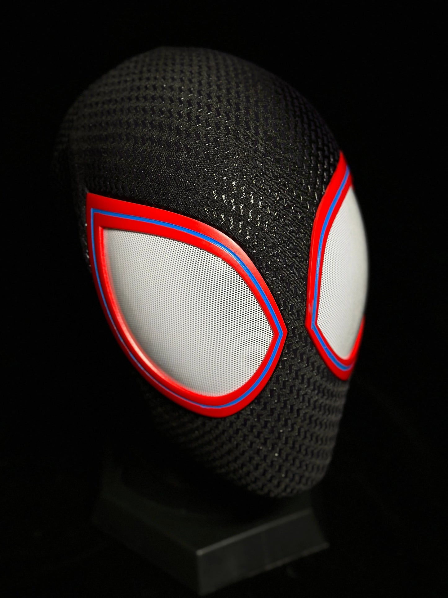 Big Lenses Black&Red Face Shell Mask – joyydesign