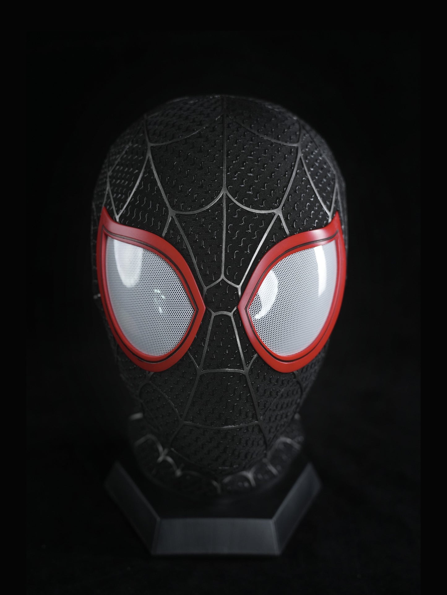 Black&Red Graffiti Style Face Shell Mask – joyydesign
