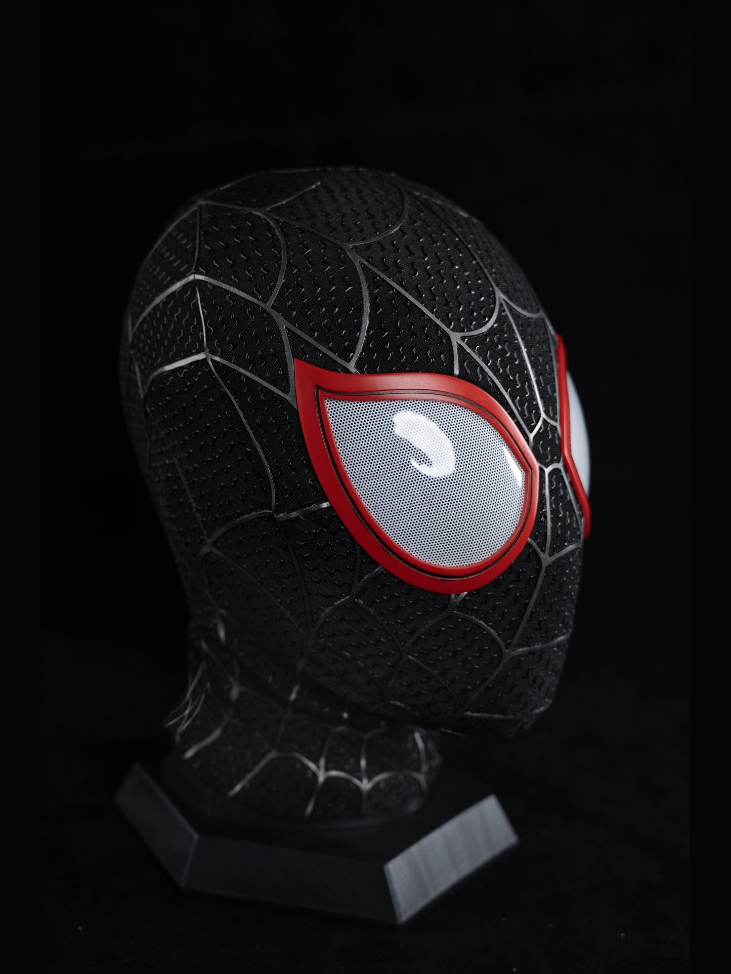 Black&Red Graffiti Style Face Shell Mask – joyydesign