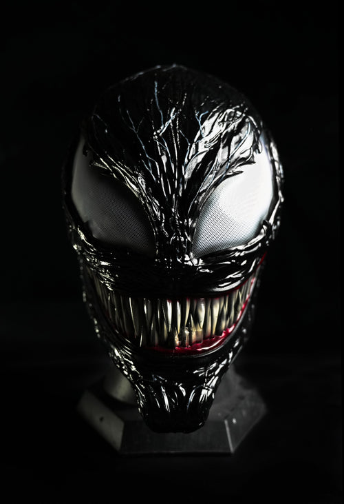 Black Symbiosis Helmet Without Tongue – joyydesign