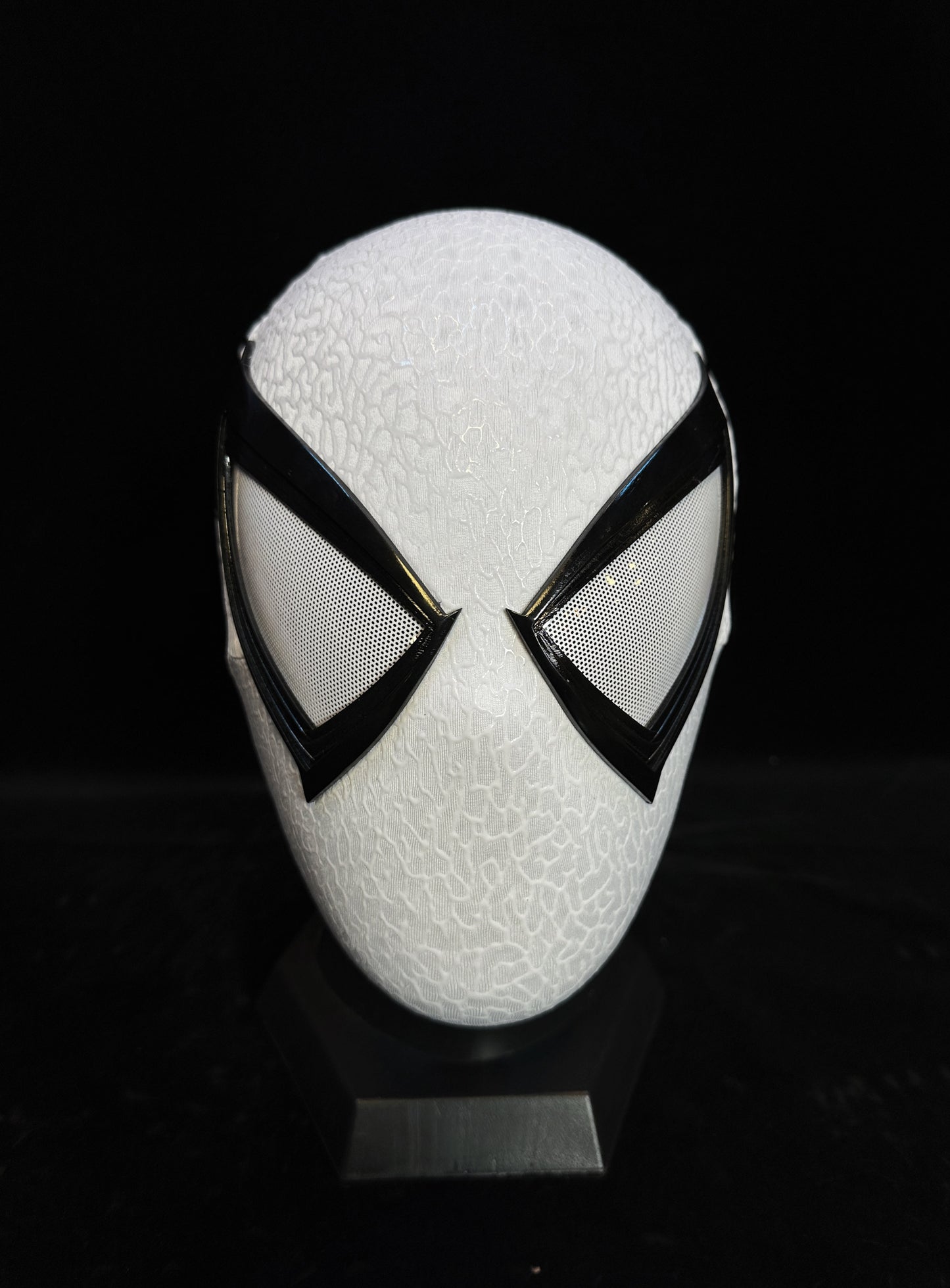 Game White Vn Face Shell Mask – joyydesign