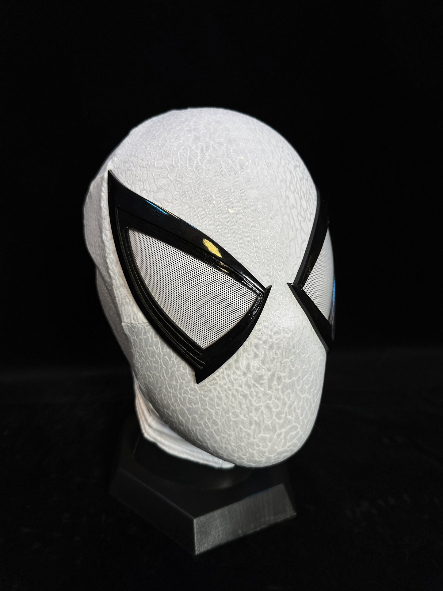 Game White Vn Face Shell Mask – joyydesign