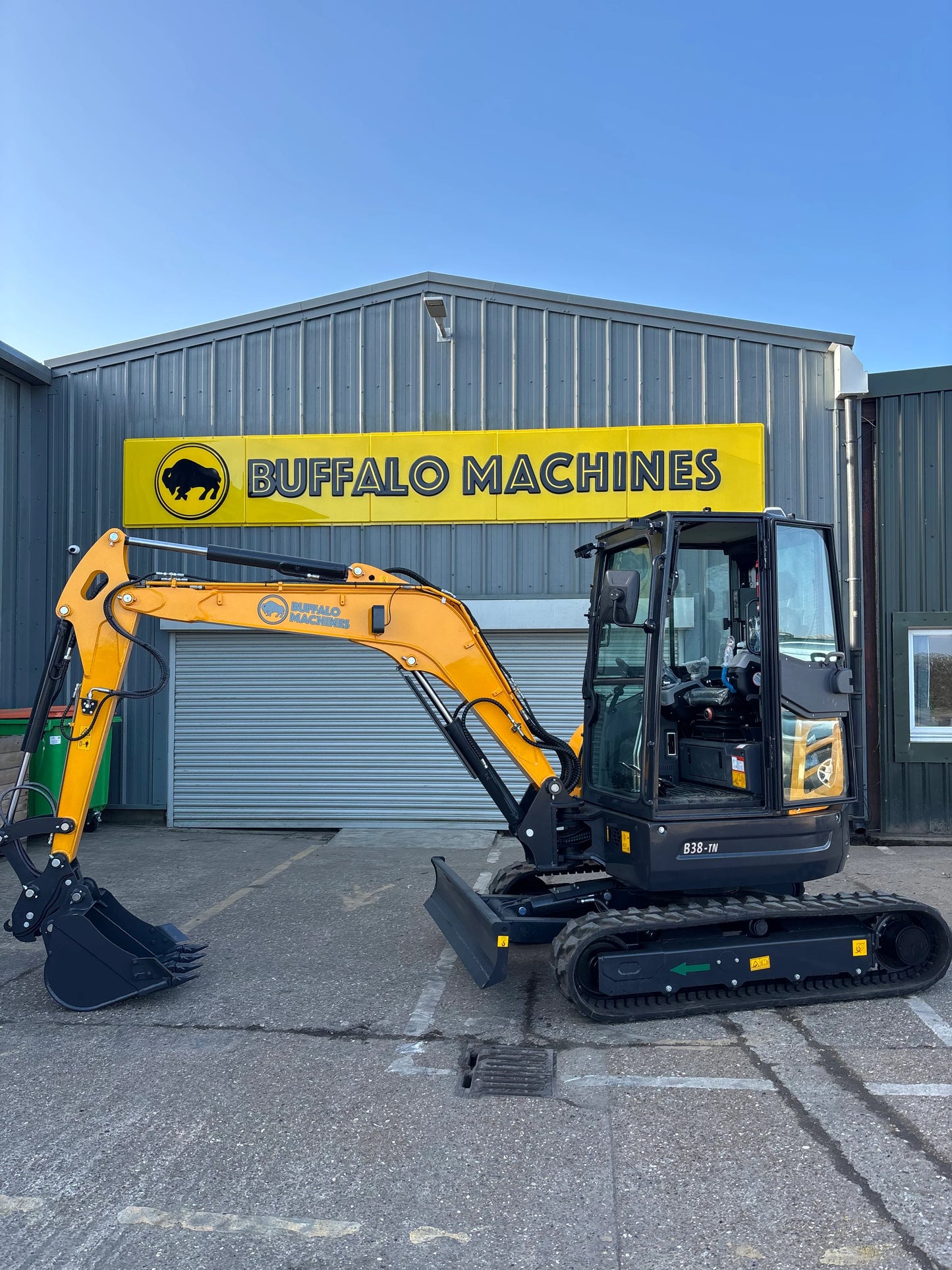 Buffalo B38-TN Mini Digger - 3.8 Tonnes