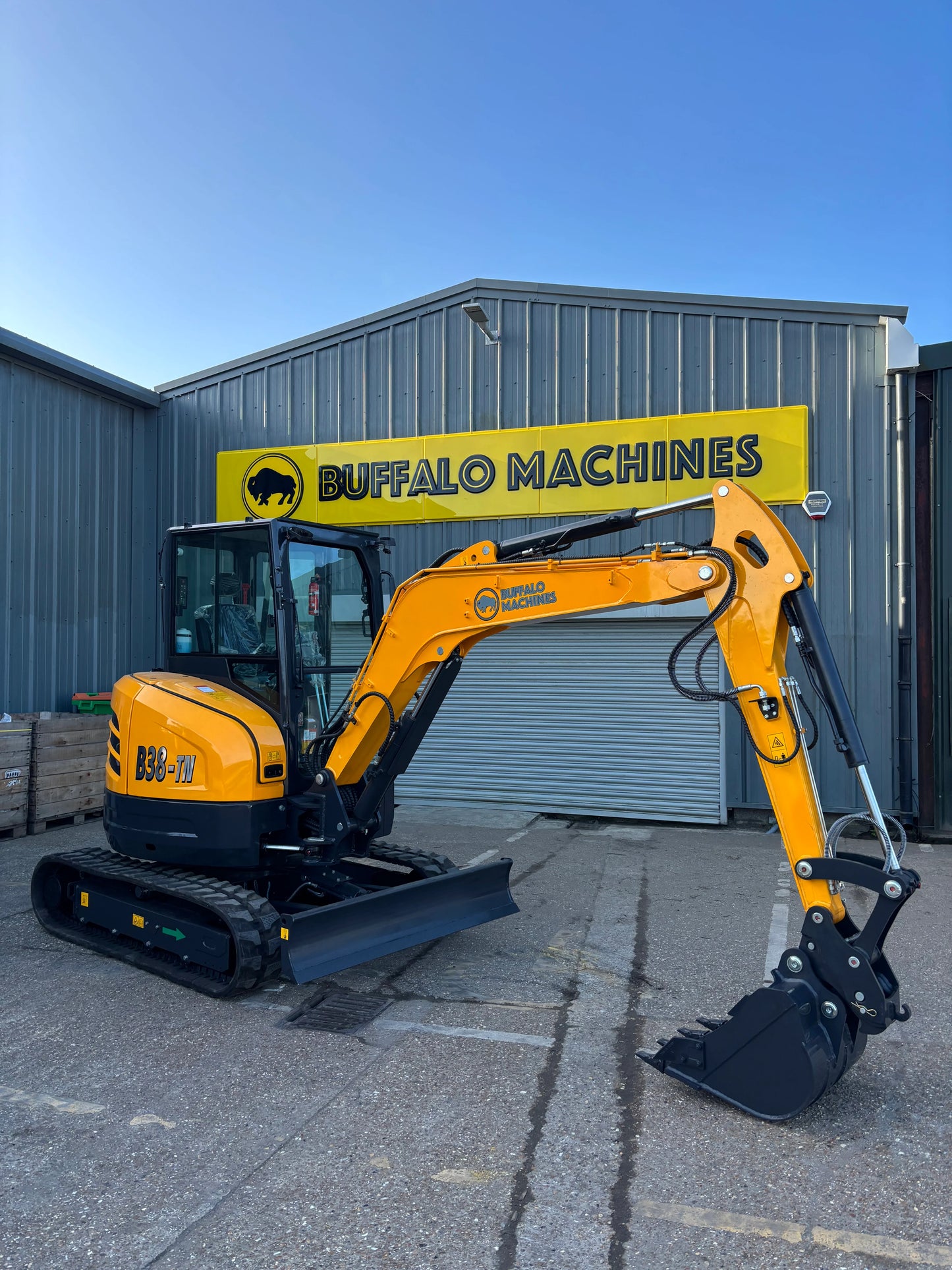 Buffalo B38-TN Mini Digger - 3.8 Tonnes