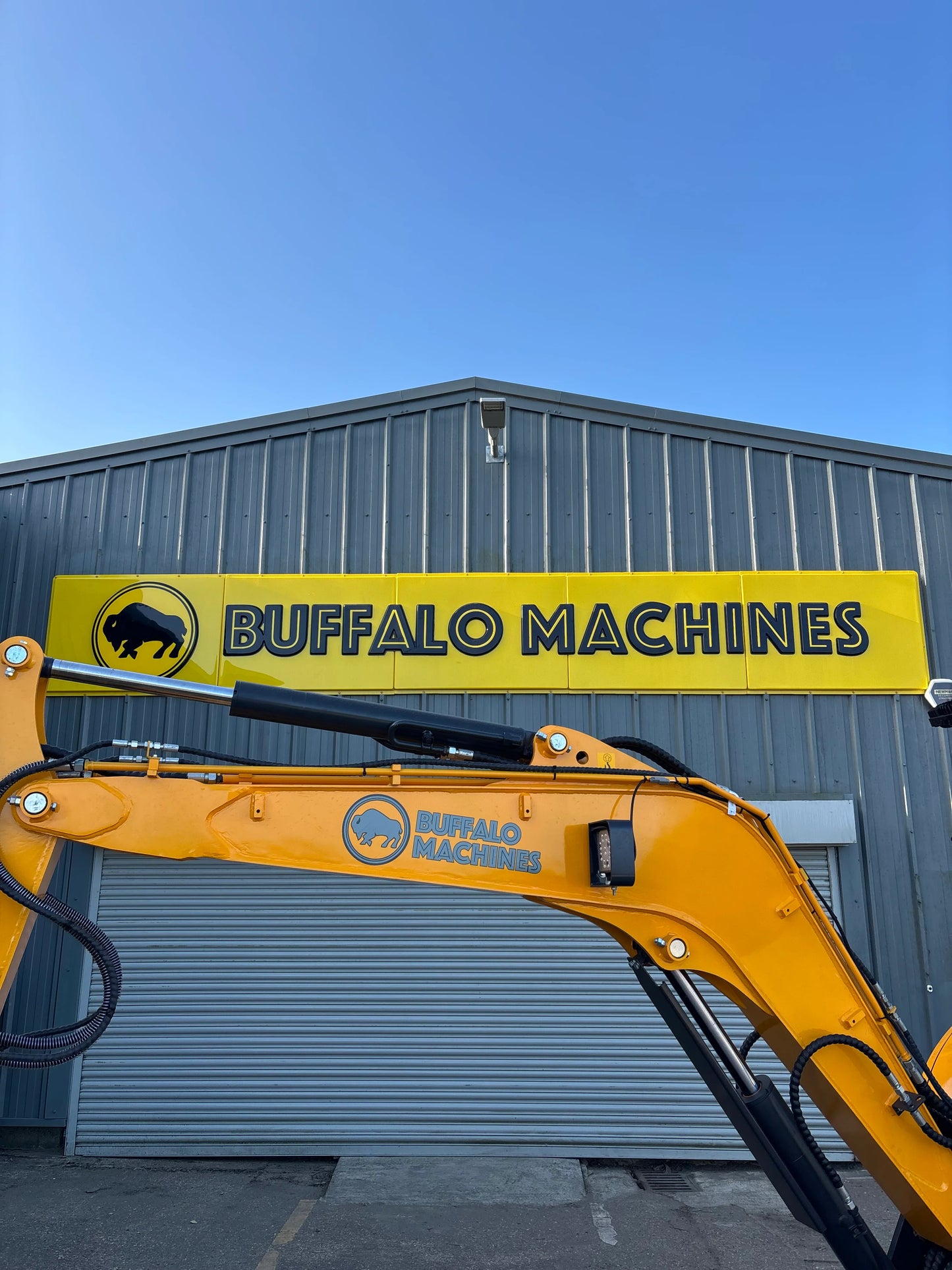 Buffalo B38-TN Mini Digger - 3.8 Tonnes